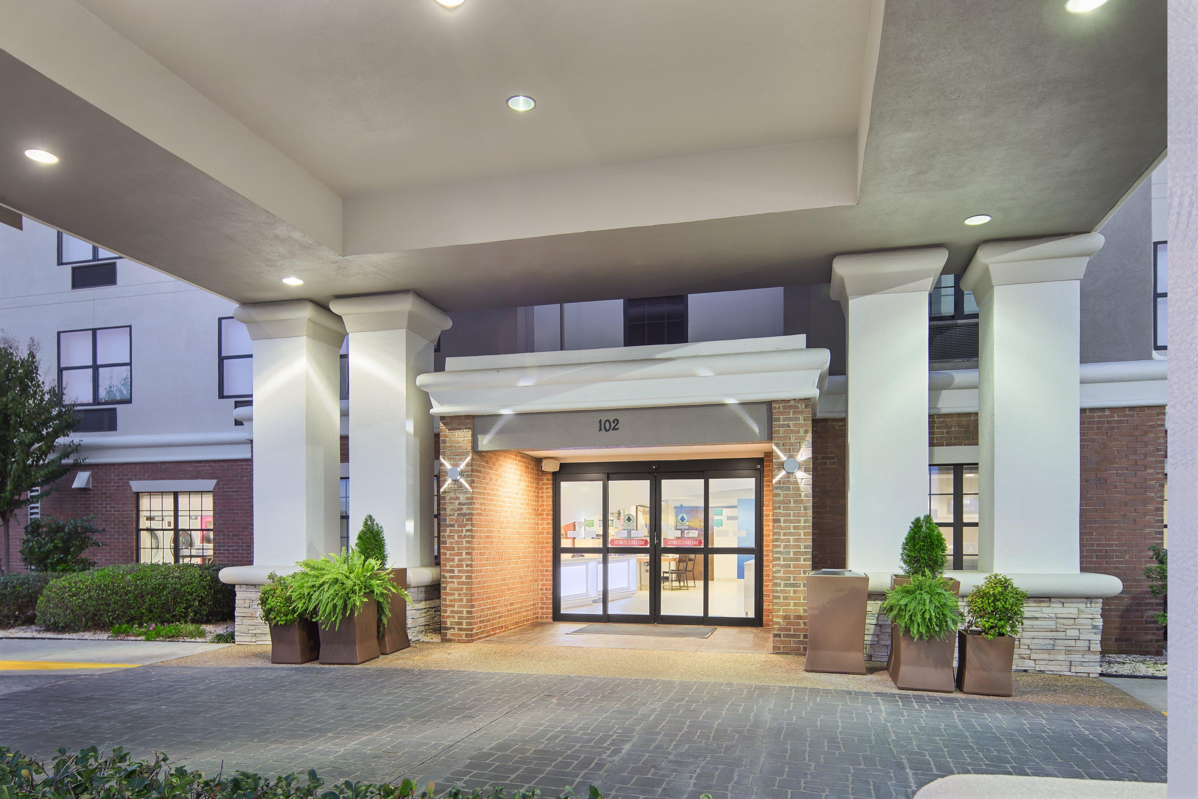 Holiday Inn Express Hotel & Suites Byron By Ihg Εξωτερικό φωτογραφία
