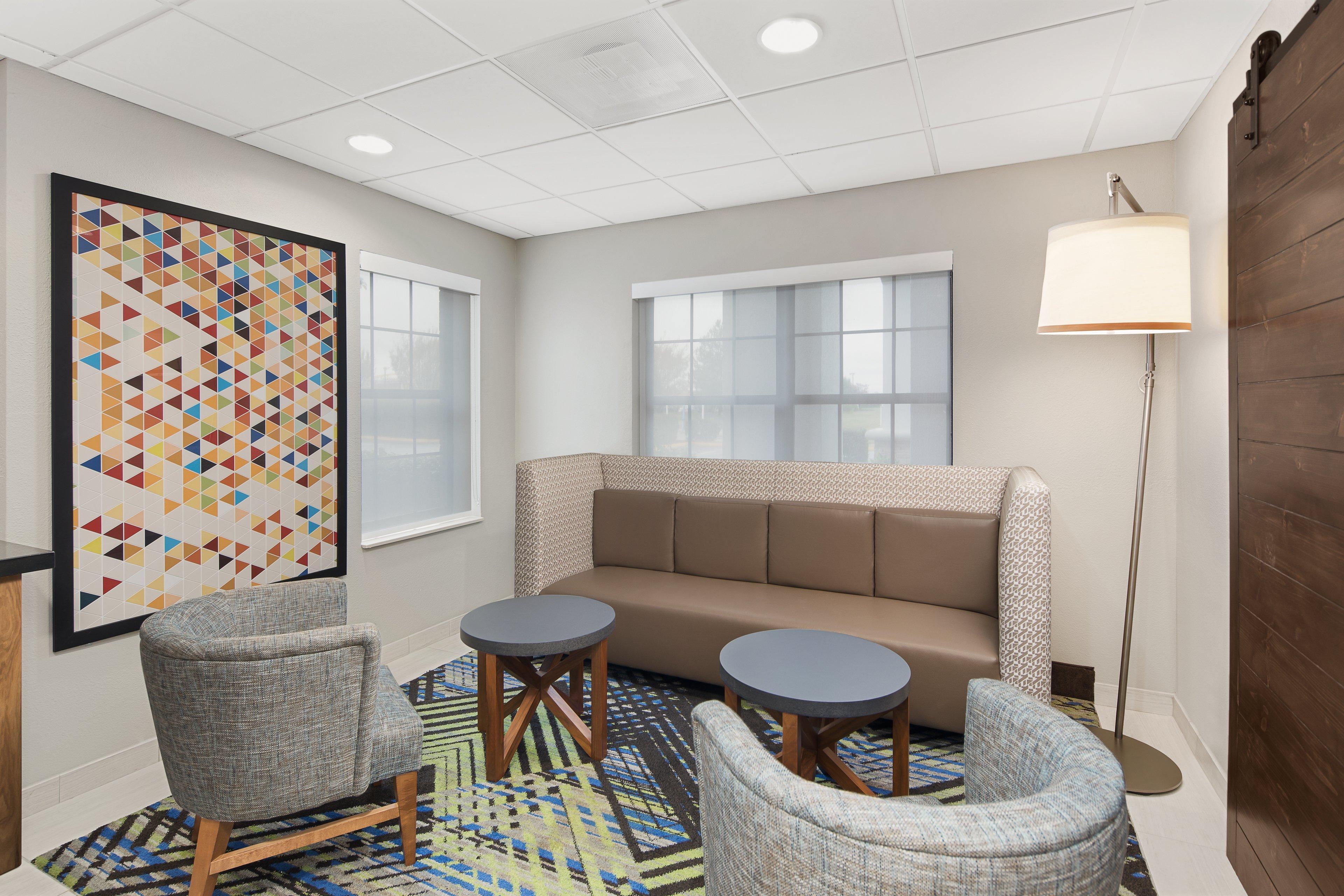 Holiday Inn Express Hotel & Suites Byron By Ihg Εξωτερικό φωτογραφία