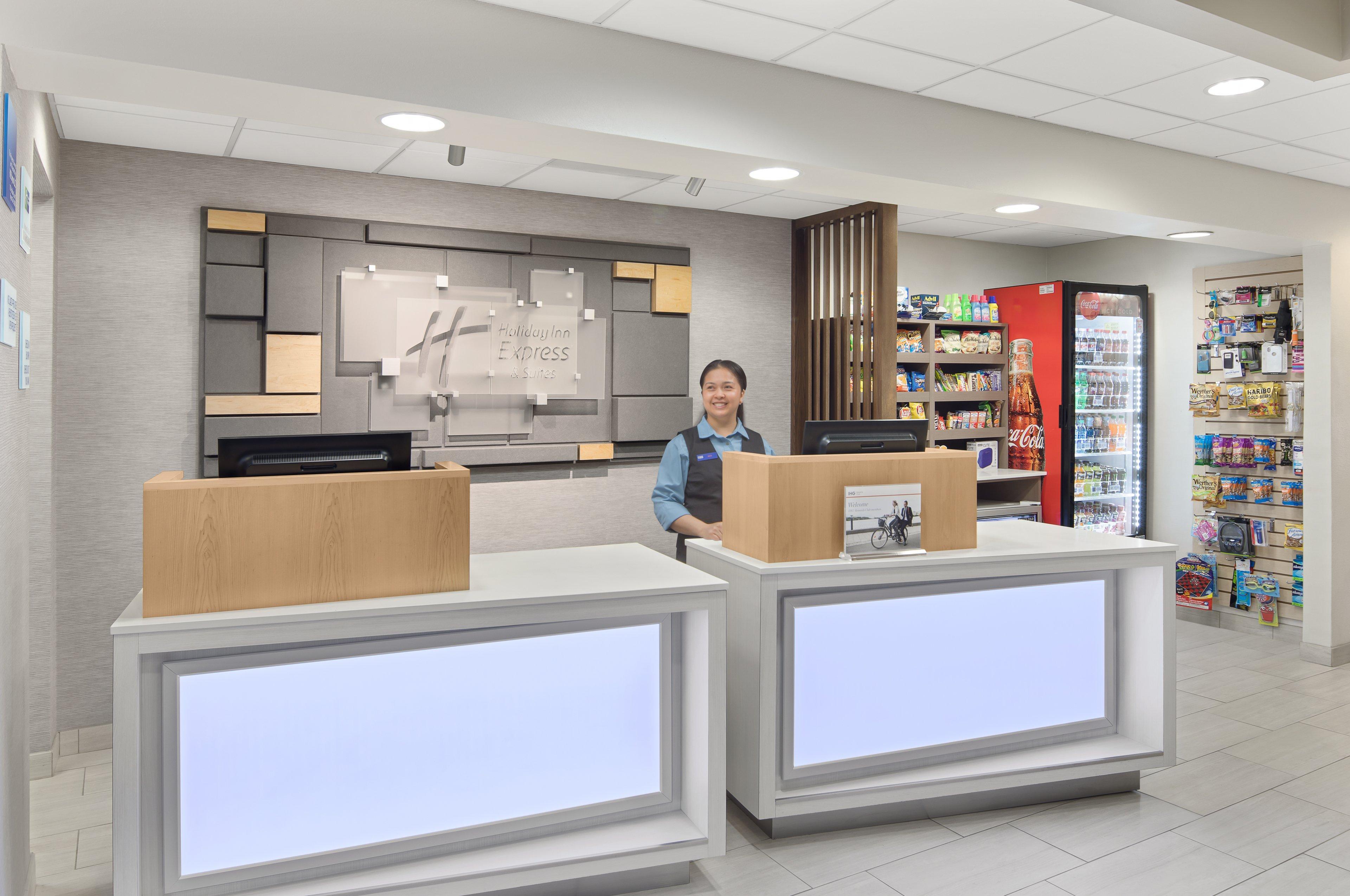 Holiday Inn Express Hotel & Suites Byron By Ihg Εξωτερικό φωτογραφία