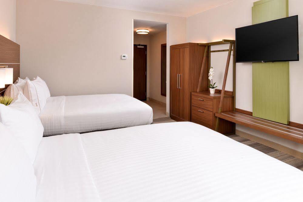 Holiday Inn Express Hotel & Suites Byron By Ihg Εξωτερικό φωτογραφία