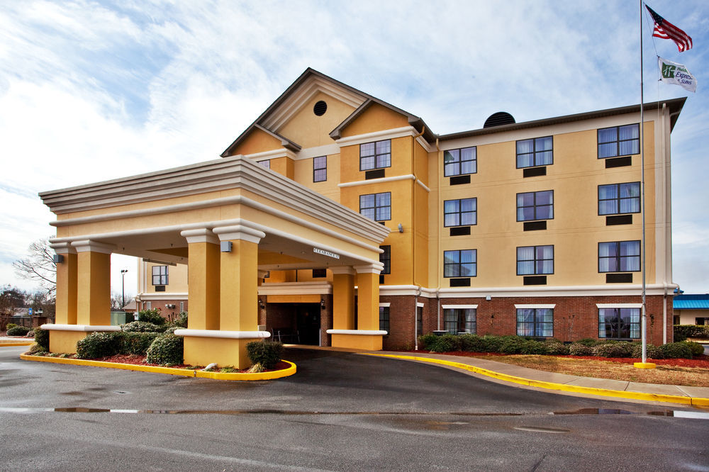 Holiday Inn Express Hotel & Suites Byron By Ihg Εξωτερικό φωτογραφία