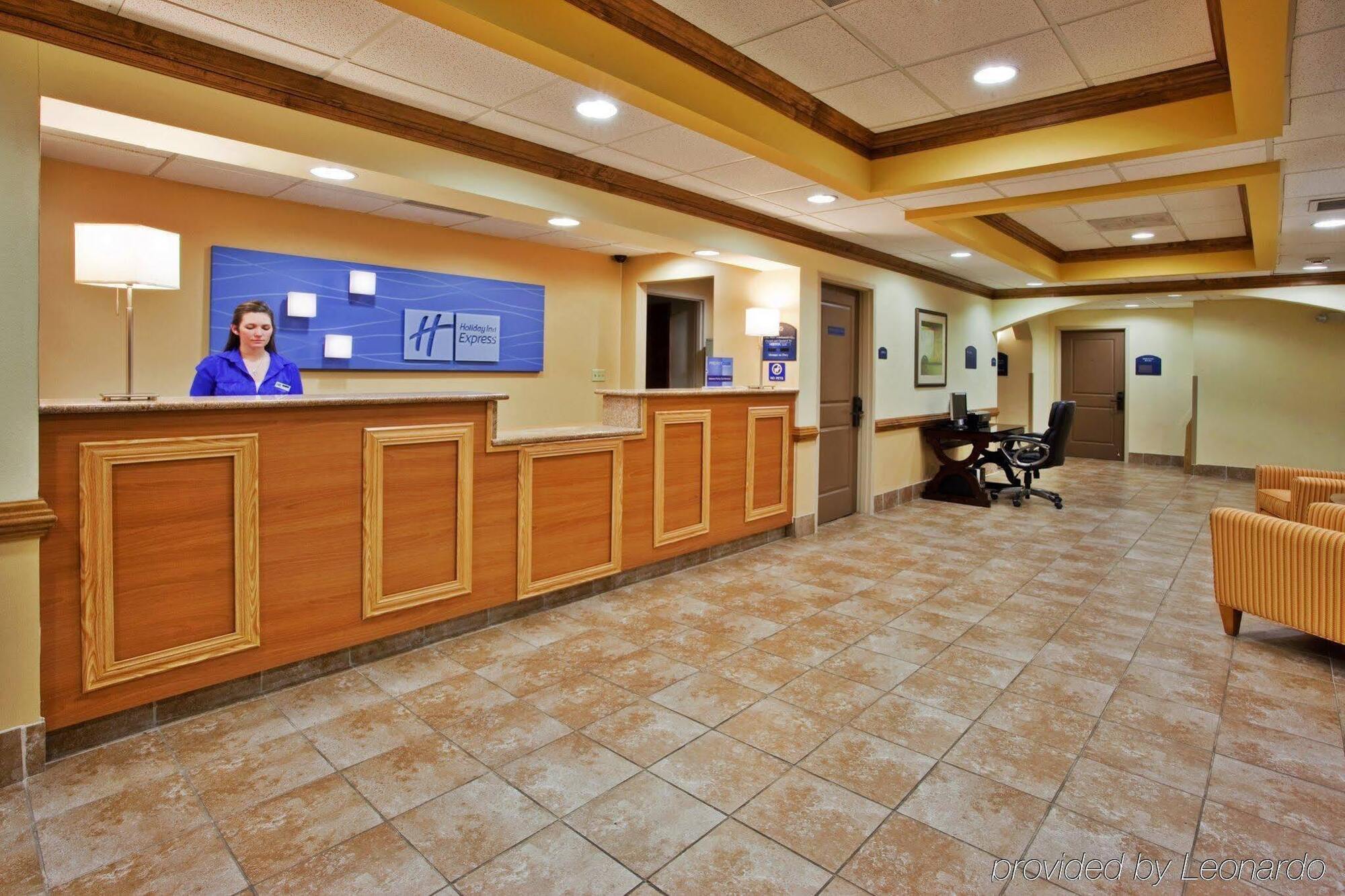 Holiday Inn Express Hotel & Suites Byron By Ihg Εξωτερικό φωτογραφία