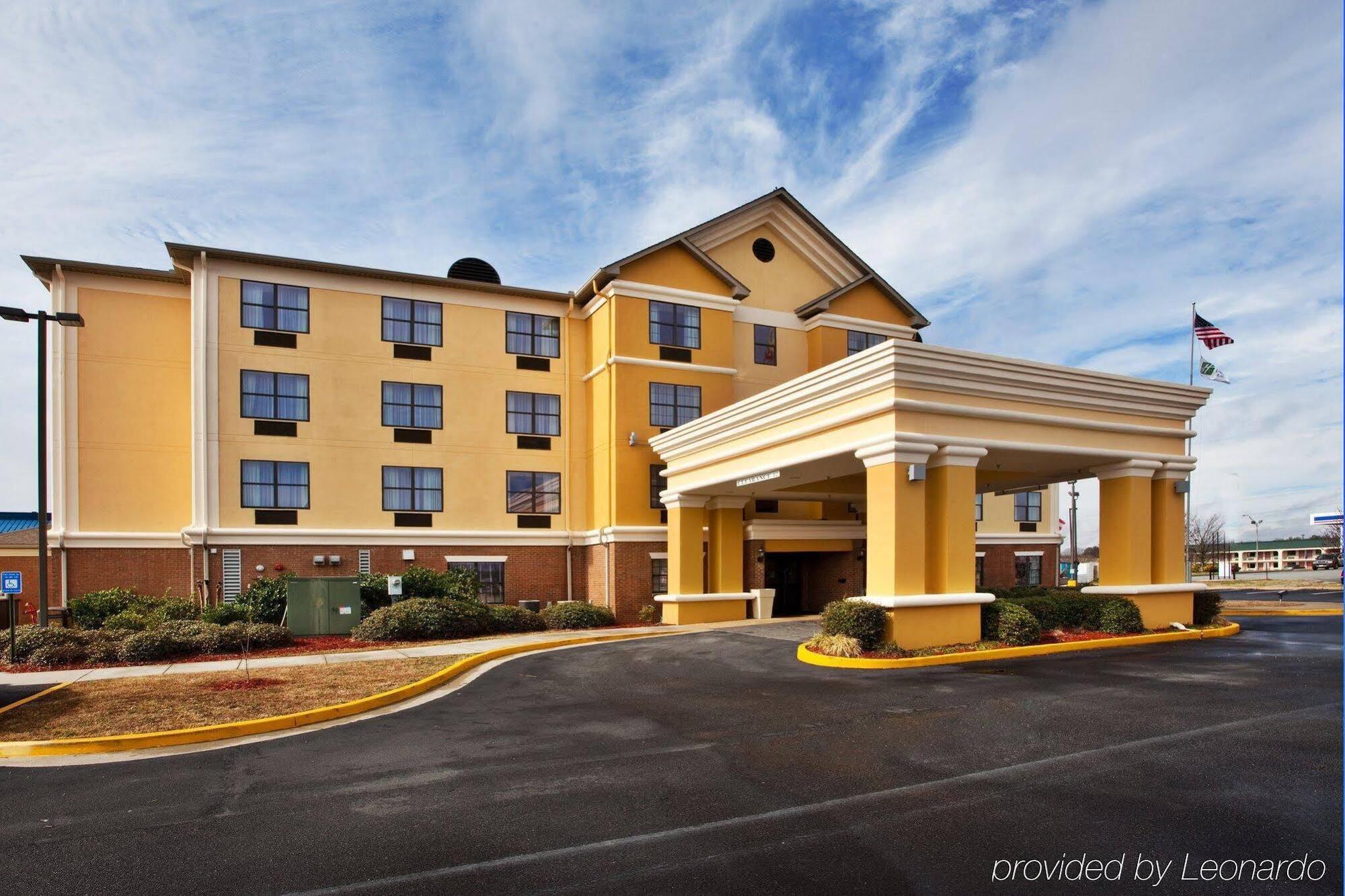 Holiday Inn Express Hotel & Suites Byron By Ihg Εξωτερικό φωτογραφία